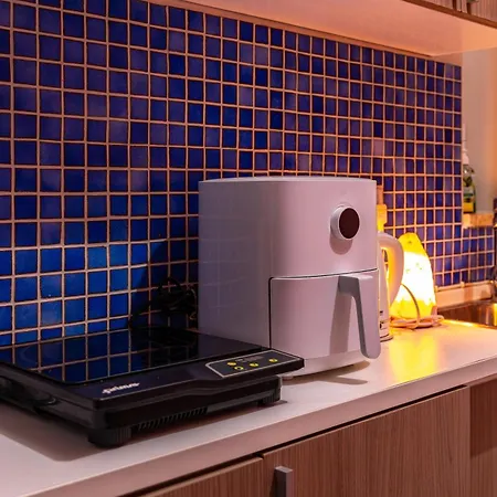 Traditional Maltese Styled 2br With Large Maltese Balcony & Internal Yard - Located In The Heart Of - Maltese Capital דירה ואלטה