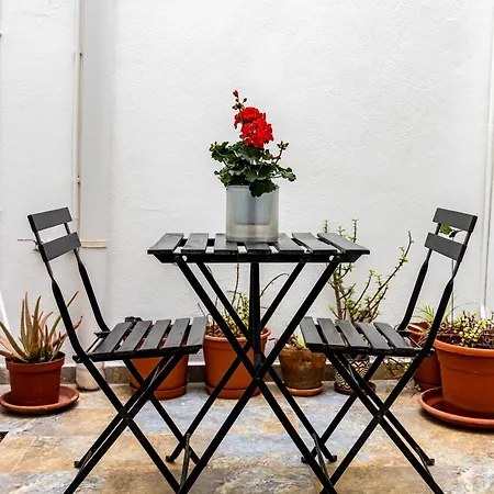 Traditional Maltese Styled 2br With Large Maltese Balcony & Internal Yard - Located In The Heart Of - Maltese Capital